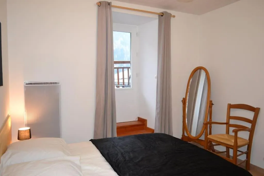 Une Maison Savoyarde A Orelle Acces Val Thorens Frankrig